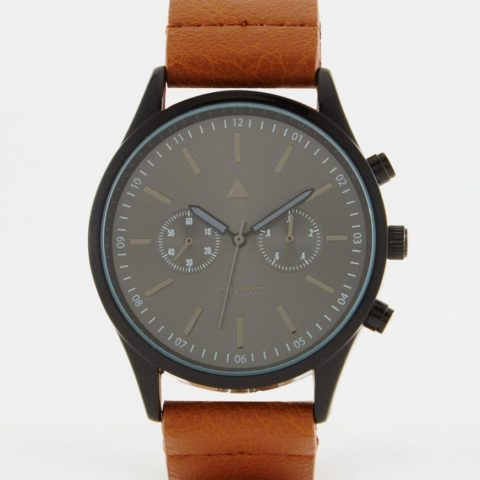 Black watch with leather band
